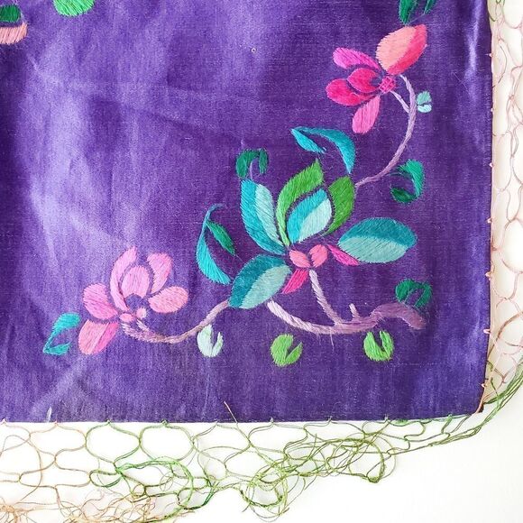 Vtg Purple Floral Embroidered Small Tablecloth Square Satin Decorative Accent - Picture 6 of 16